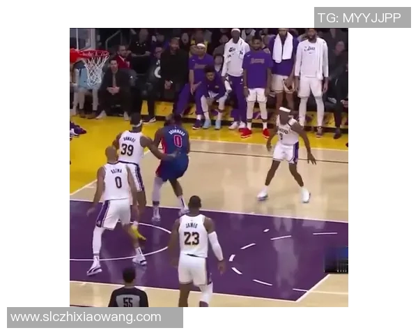 篮球盛宴:深入解析北京篮球队的比赛策略与经验分享